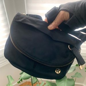 Lululemon micro festival bag
